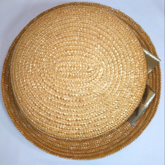 NWOT Adorable Summer 100% Straw 👒 with gold Bow accent - Picture 12 of 12